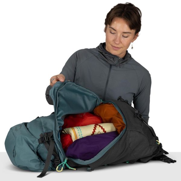 Osprey Kyte LT 45 women's trekking backpack with AirScape system and 45-litre capacity