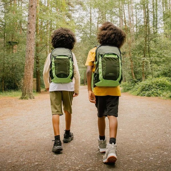 Osprey Talon Jr 11 litre children's backpack for hiking trekking cycling and outdoor activities